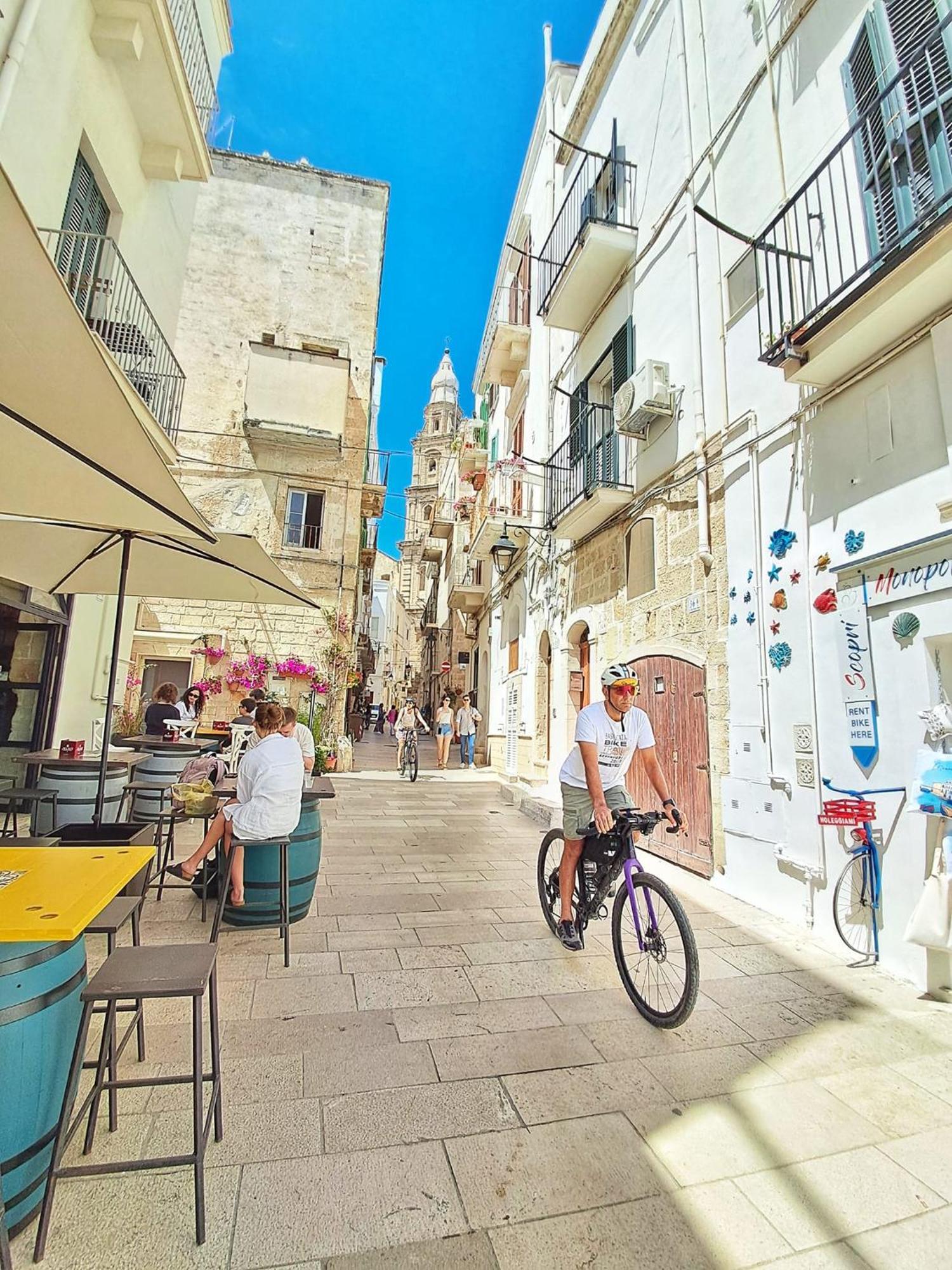Fd Apartments - Zoe Prestigioso Appartamento Vicino Alla Stazione E Al Centro Monopoli Exteriér fotografie